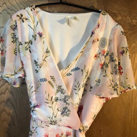 Floral dress - Picture 2 of 5